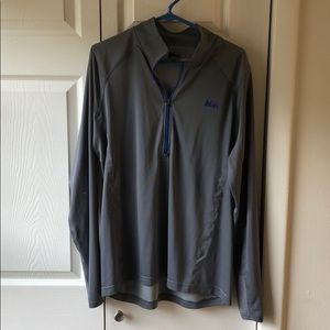 REI Men’s Lightweight Base Layer Half-Zip